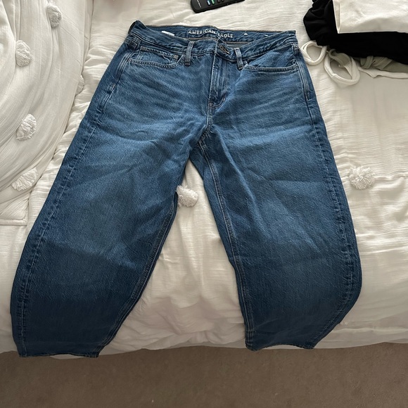 American Eagle 90s straight denim jeans - size 6 - Picture 1 of 3